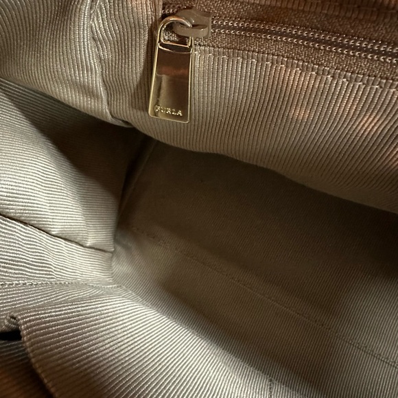 Furla Metropolis M Two Way Leather Bag - Picture 12 of 16